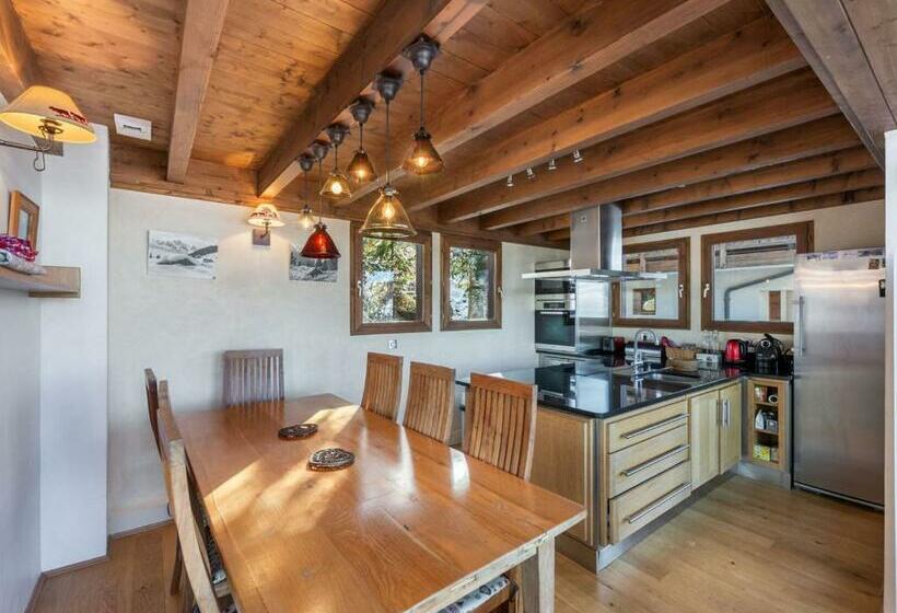 Chalet La Tania, 7 Pièces, 12 Personnes Fr 1 568 20