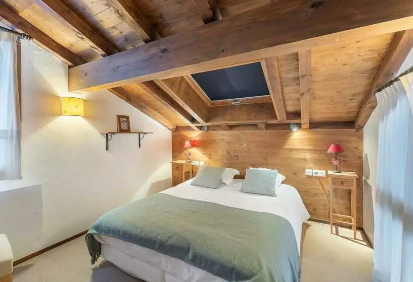 Chalet La Tania, 7 Pièces, 12 Personnes   Fr 1 568 20