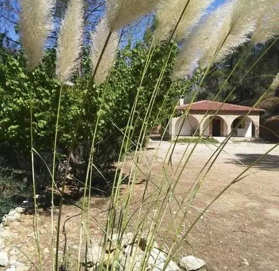 Casas Rurales La Tobica