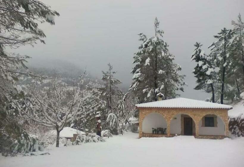 Casas Rurales La Tobica
