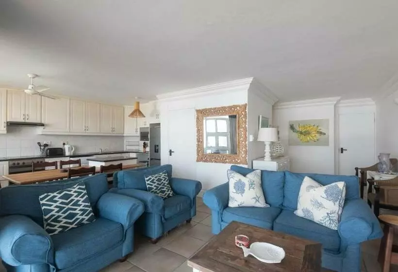 Chakas Cove 36