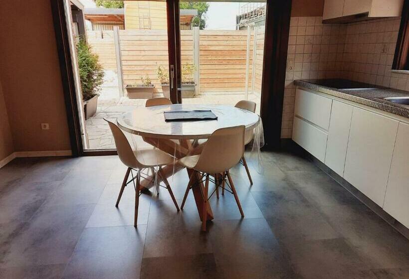 Izegem: Huis Met Een Uitzicht