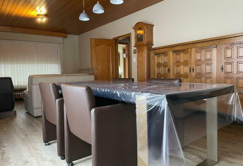 Izegem: Huis Met Een Uitzicht