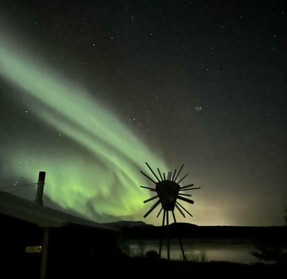 Beautiful Lakehouse By The Golden Circle   Fishing