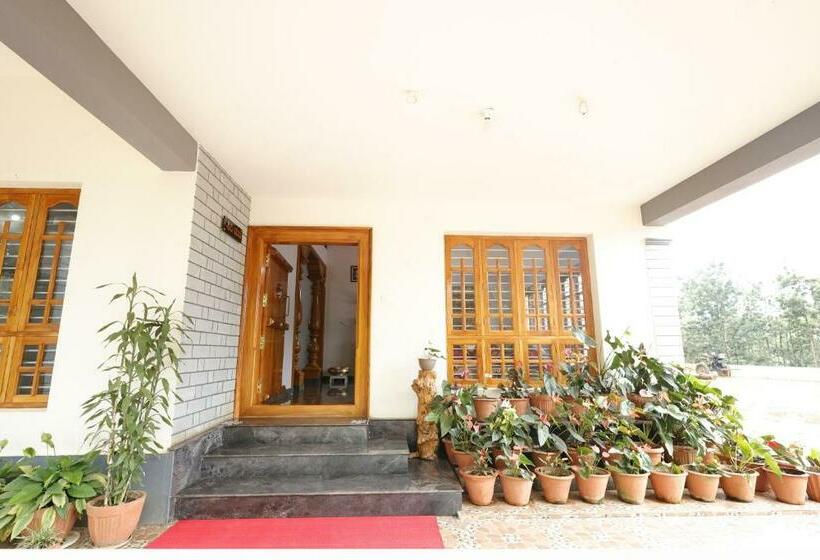 Kodebailu Homestay   3bh Full Villa, Home Food, Coffee Estate