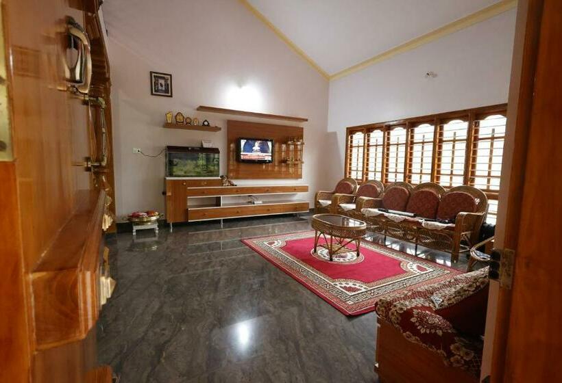 Kodebailu Homestay   3bh Full Villa, Home Food, Coffee Estate