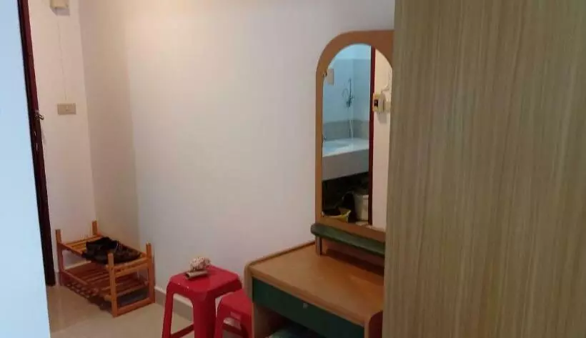 Live The Beachlife In Jomtien Beach Condo, Pattaya