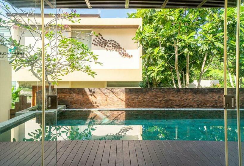 Miracle Villa