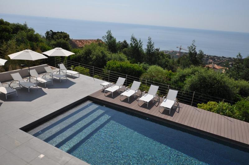 Vue Panoramique Sur La Baie De St Tropez