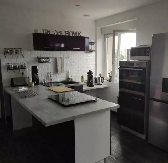 Appartement Cosy Centre Ville Wifi Parking