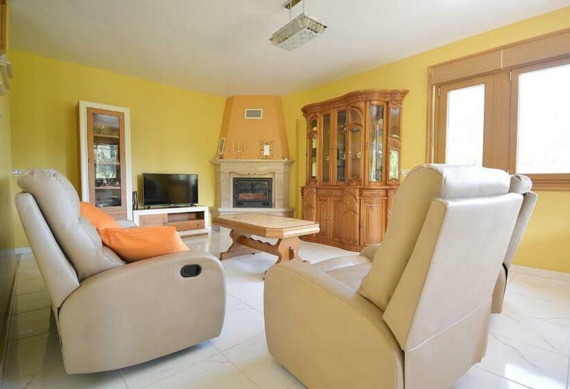 Casa Con Jardín Próxima A Vilagarcía De Arousa