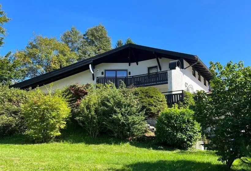 Die Landhausvilla In Unterach Am Attersee