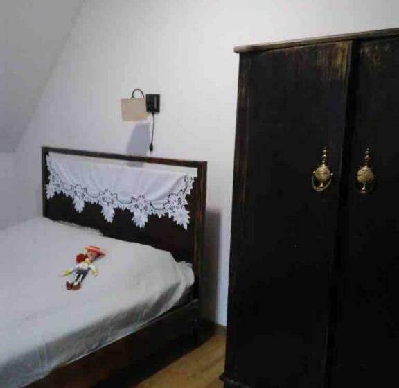 Lemon Tree Apartment