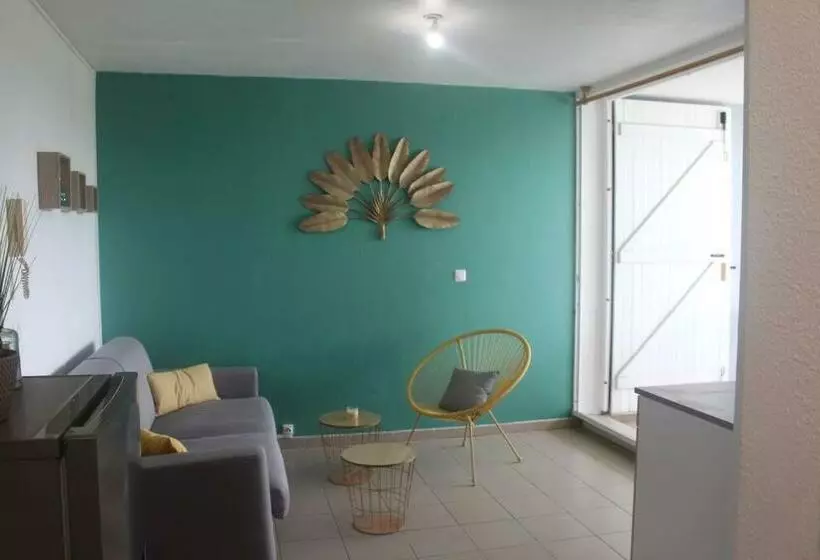 Ti Kaz  Paradis   Accès Privé à La Plage Du Bourg