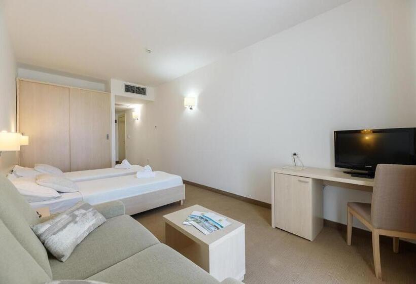 Family Hotel Adria   All Inclusive