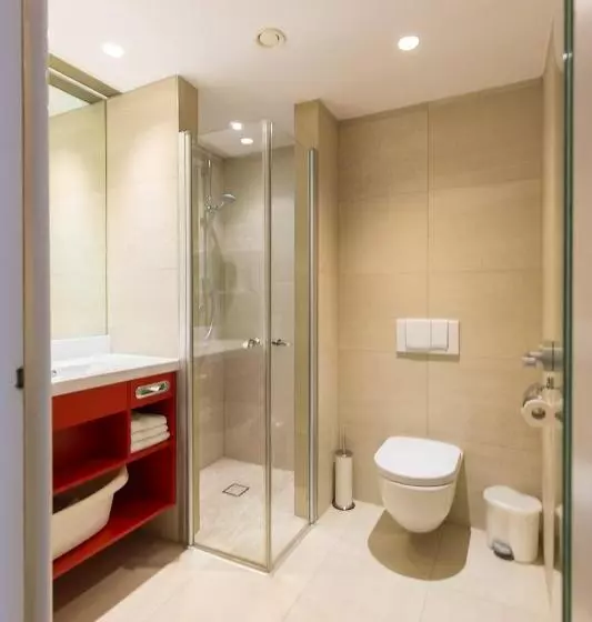 Отель All In Red Thermen