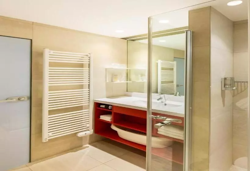 Отель All In Red Thermen