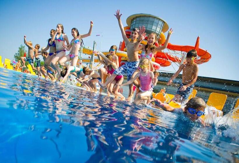 Отель All In Red Thermen