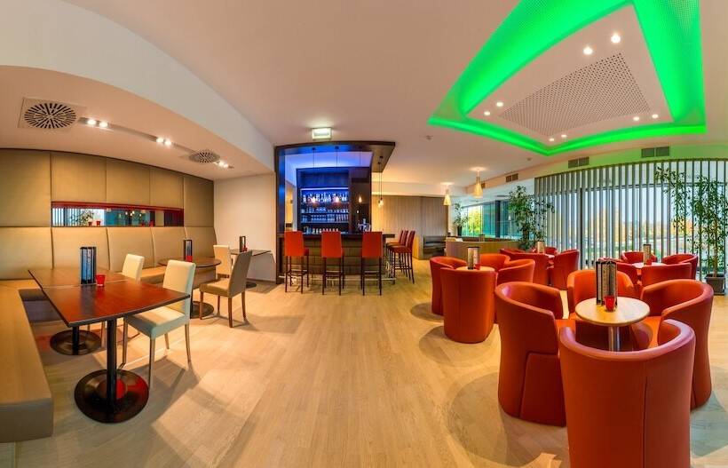 Отель All In Red Thermen