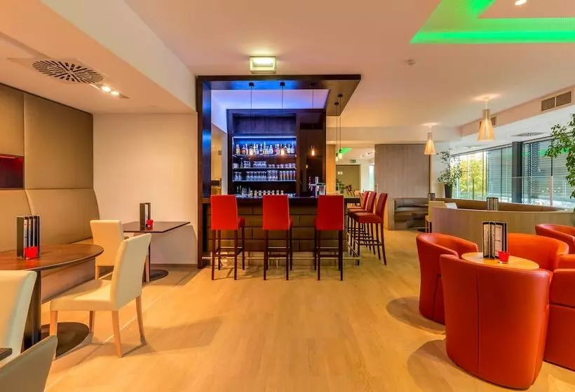 Отель All In Red Thermen