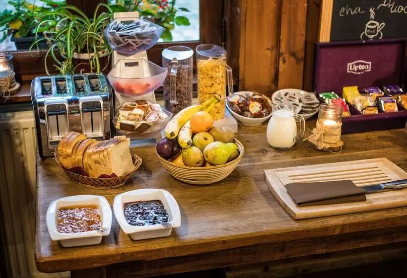 هتل Domaine Du Moulin D'asselborn