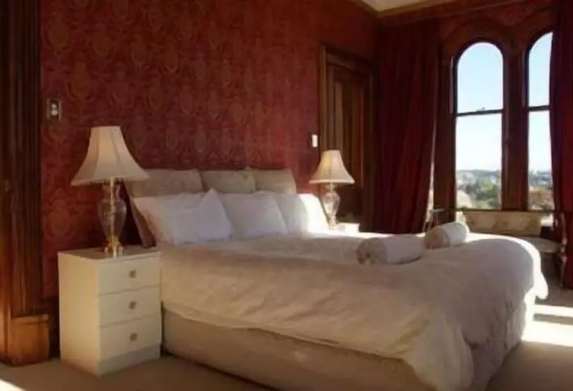 Отель Fellworth House For Solo Travellers