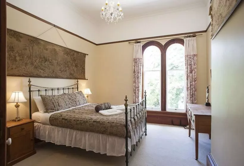 Отель Fellworth House For Solo Travellers