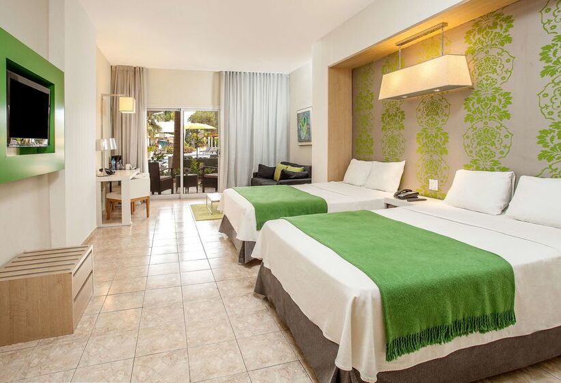 هتل NH Haiti El Rancho