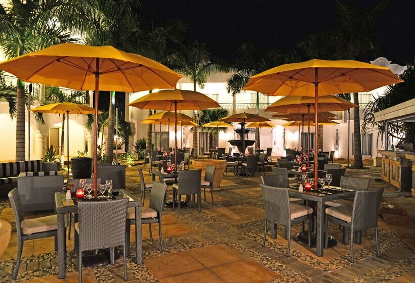 هتل NH Haiti El Rancho