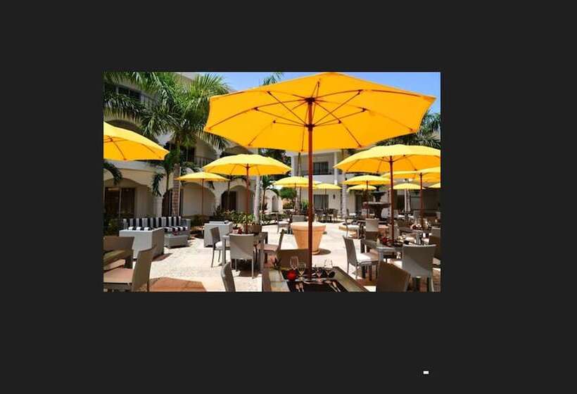 هتل NH Haiti El Rancho