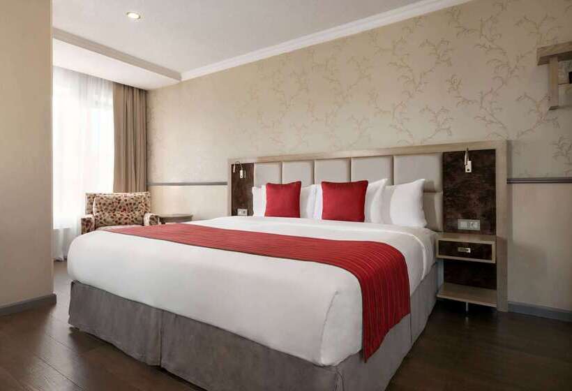 酒店 Ramada By Wyndham Bishkek Centre