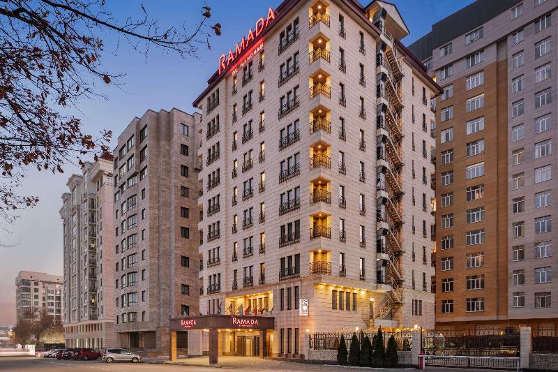 酒店 Ramada By Wyndham Bishkek Centre