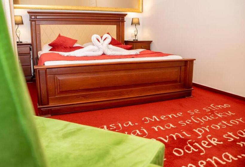 酒店 & Restoran Dvorac Gjalski