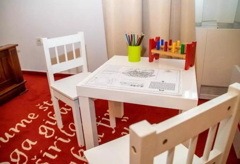 酒店 & Restoran Dvorac Gjalski