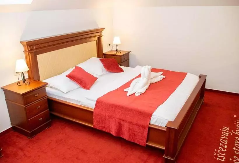 酒店 & Restoran Dvorac Gjalski