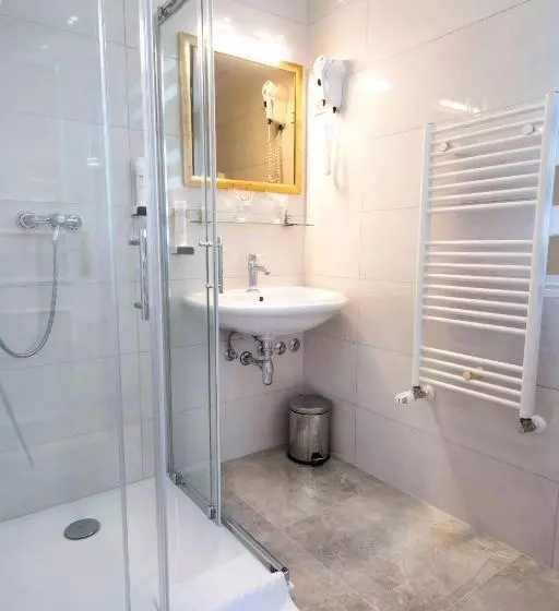 酒店 & Restoran Dvorac Gjalski