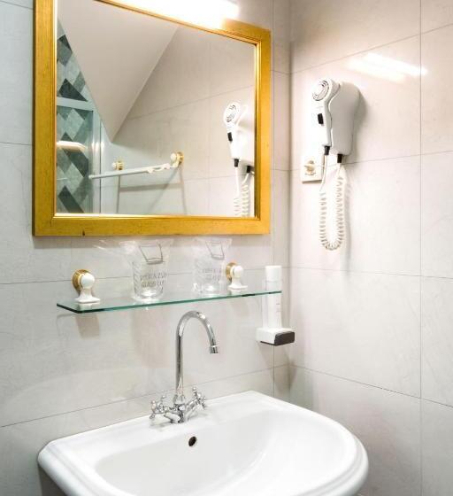 酒店 & Restoran Dvorac Gjalski