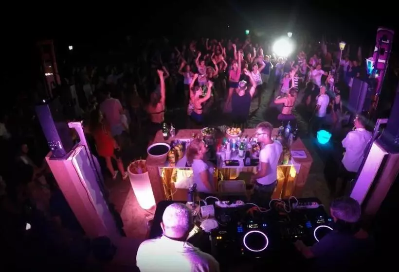 Hotel Robinson Apulia  All Inclusive