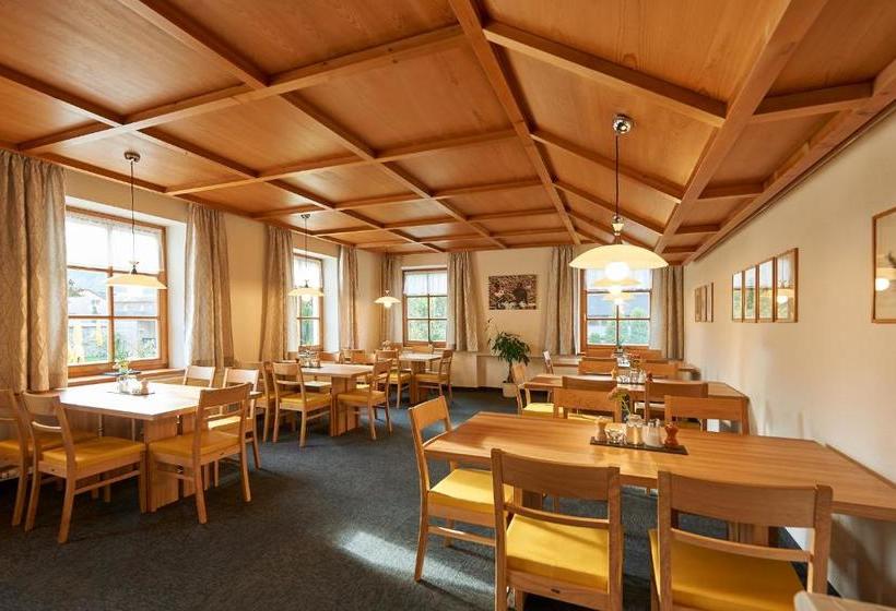 Отель Seminar  Und Gästehaus Im Kloster Bezau