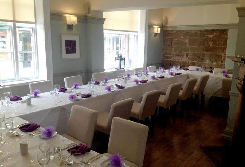 酒店 The Warwick Arms