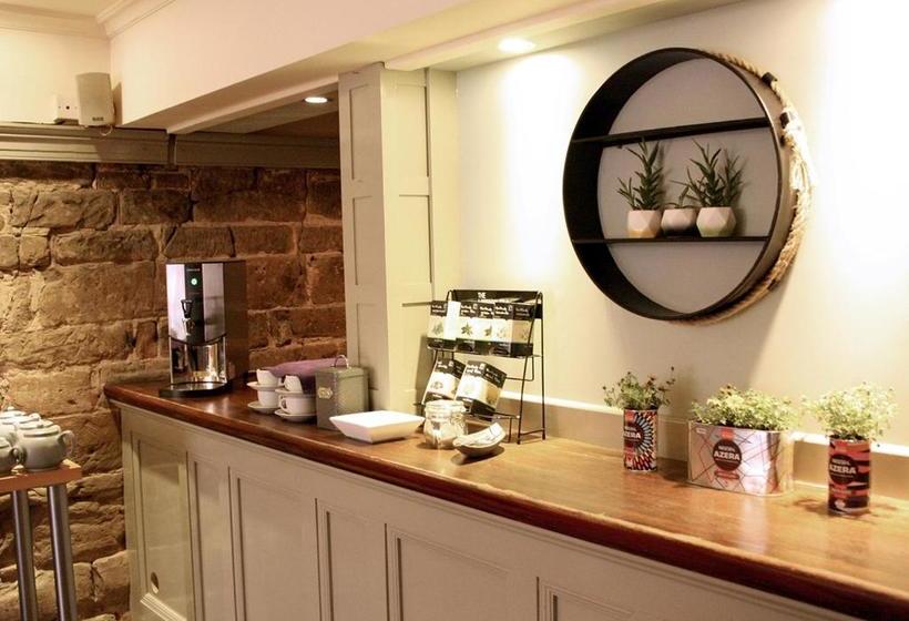 酒店 The Warwick Arms