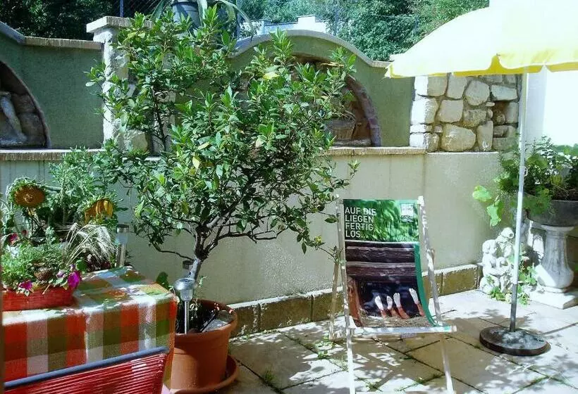 Weinhaus Eva Maria Wagner