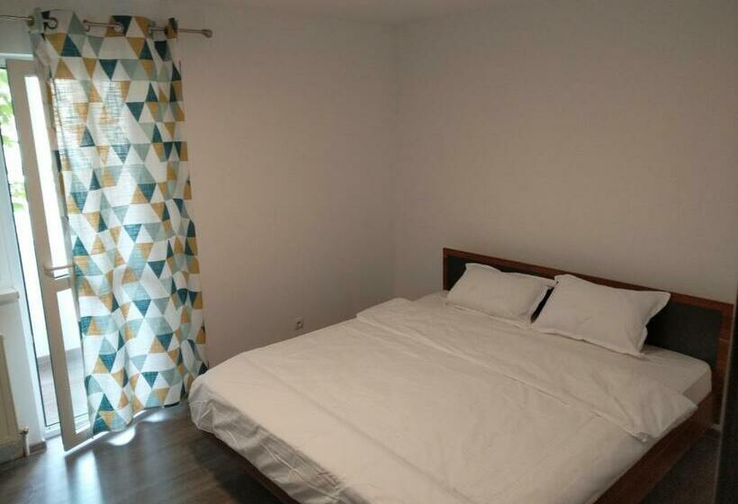 Apartament 3 Camere + Parcare Gratuita