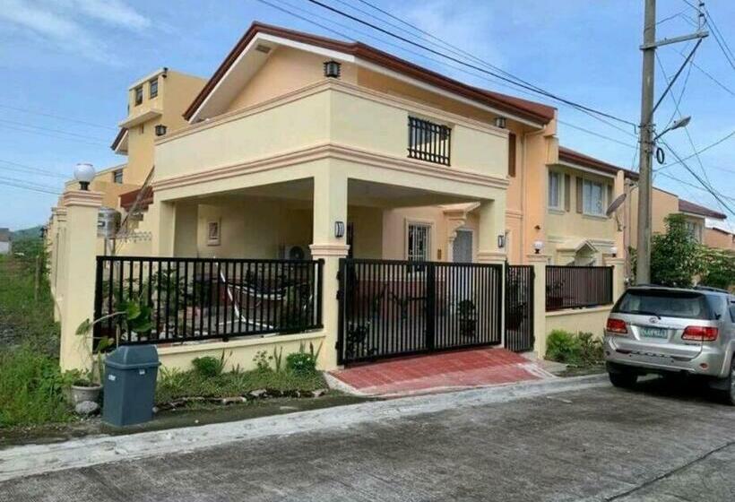 Delightful House In The Heart Of Legazpi, Albay