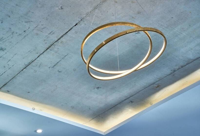 Luxury House With Pool Hosted By Sweetstay