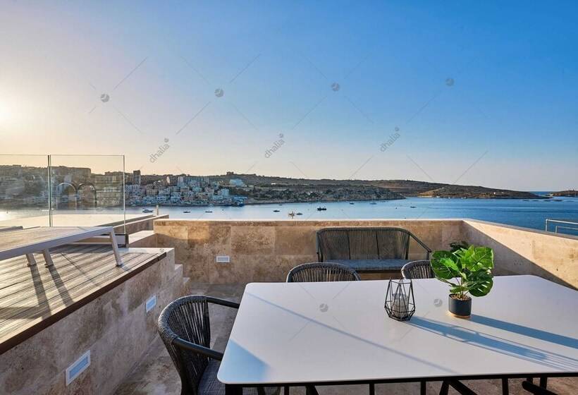 Luxury House With Pool Hosted By Sweetstay