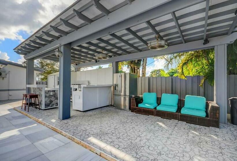 Miami House With Hot Pool Spa & Pool Table L48