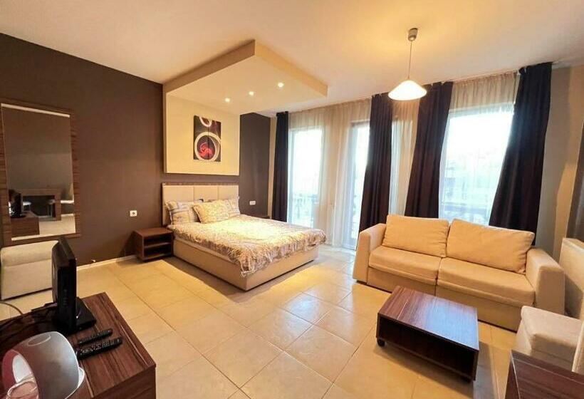 Studio Bella, Bansko