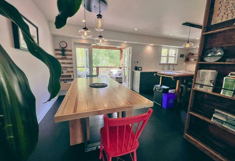 Unique Upper Suite Near Lakes, River, Hiking, Fishing, Bike Trails