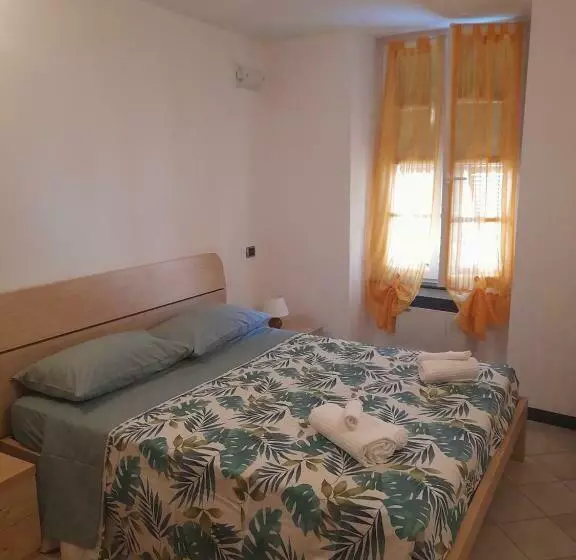 Casa Angiolina Appartamento Nel Centro Storico Di Varese Ligure